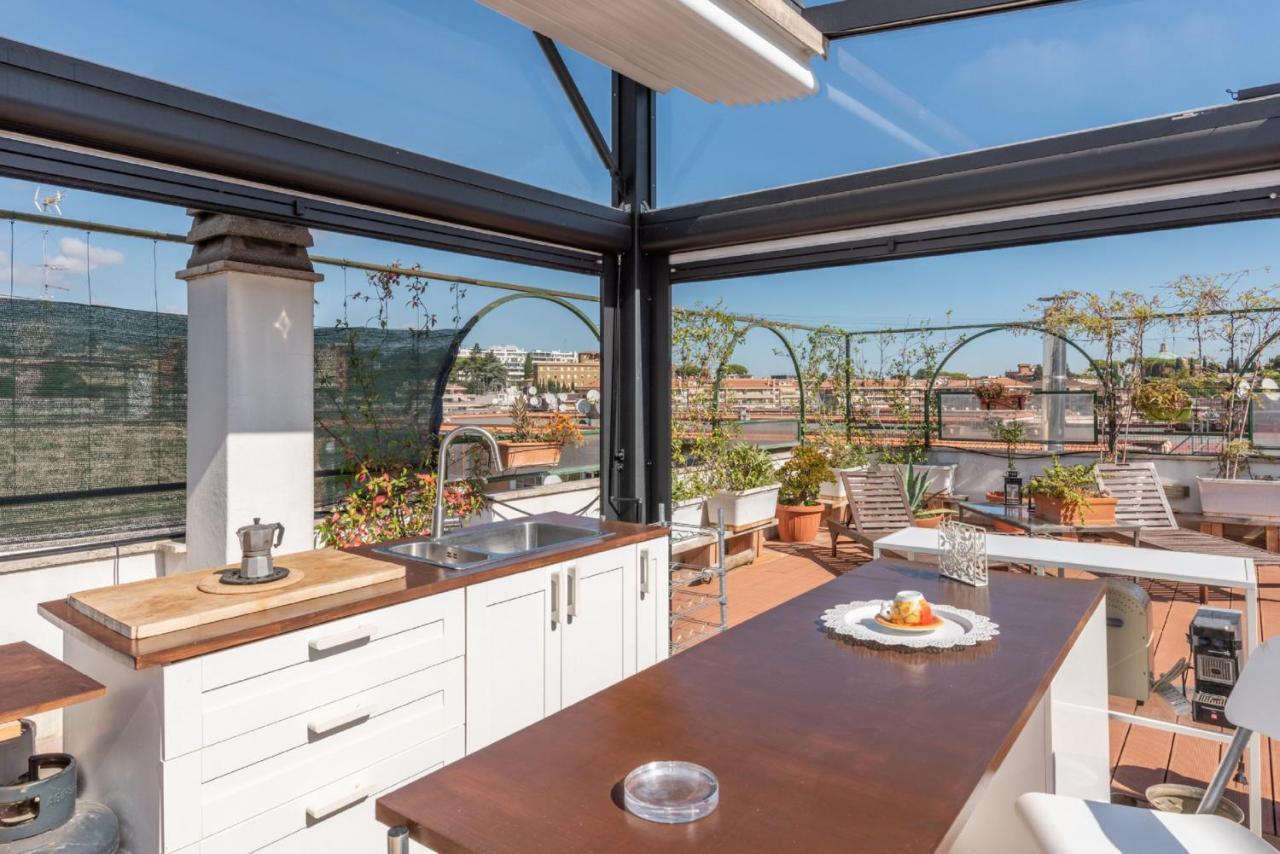 Apartment Roof Terrace Gleizer Saint Peter's Rom